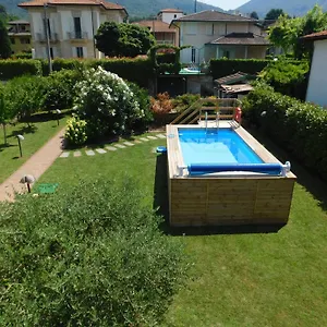  Ferienhaus Haus Am See Italien