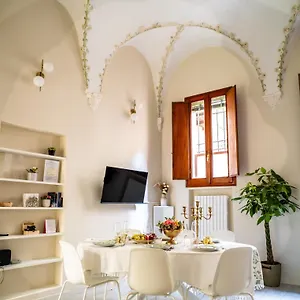 https://la-corte-del-borgodel-borgo.emilia-romagnahotels.net